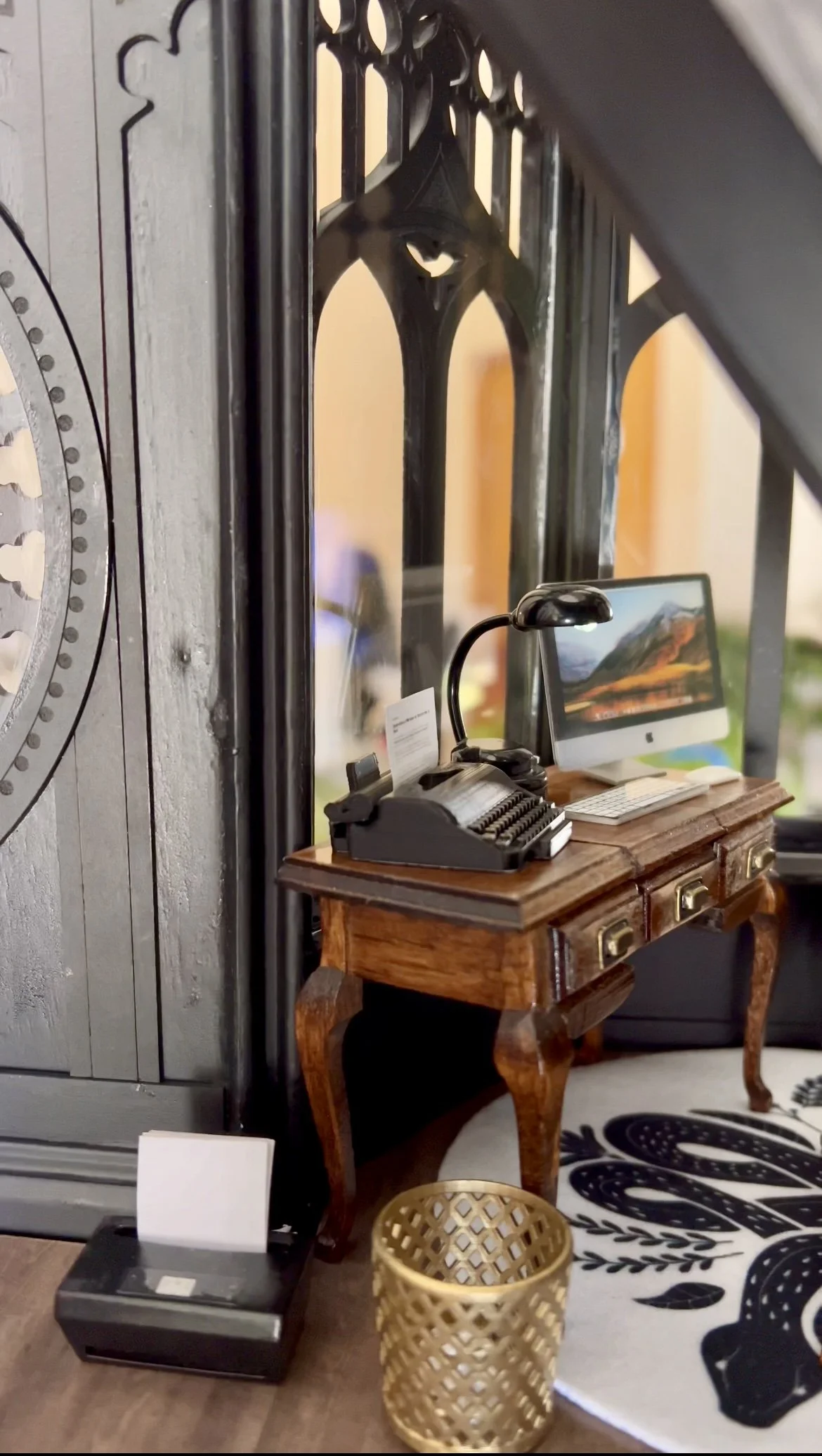 Blackthorn House — Jessica Cloe Miniatures